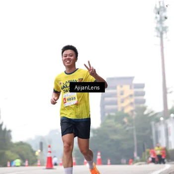 Runner Photo 7065053