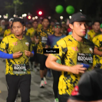 Runner Photo 7065055