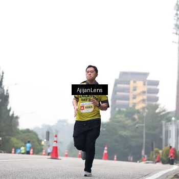 Runner Photo 7065061