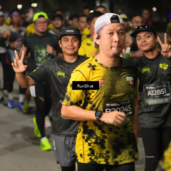 Runner Photo 7065069