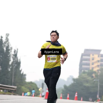 Runner Photo 7065072