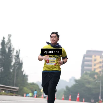 Runner Photo 7065077