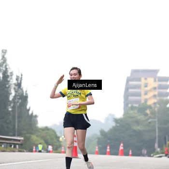 Runner Photo 7065087