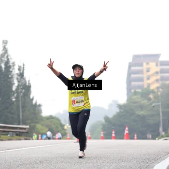 Runner Photo 7065116