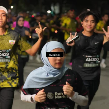 Runner Photo 7065122