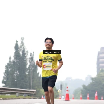 Runner Photo 7065142