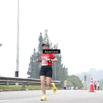 Runner Photo 7065181