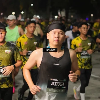 Runner Photo 7065195