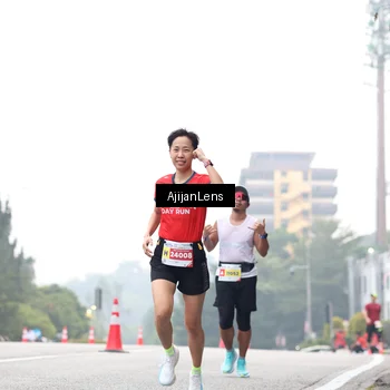 Runner Photo 7065225