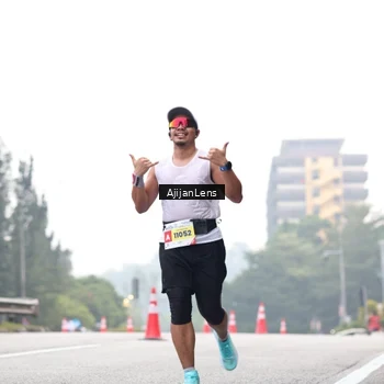 Runner Photo 7065235