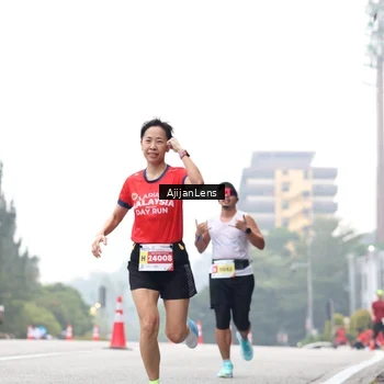 Runner Photo 7065238