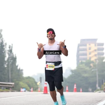 Runner Photo 7065250