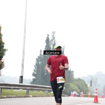 Runner Photo 7065257