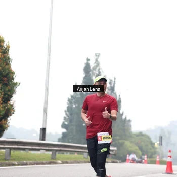 Runner Photo 7065265