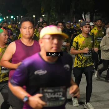 Runner Photo 7065320