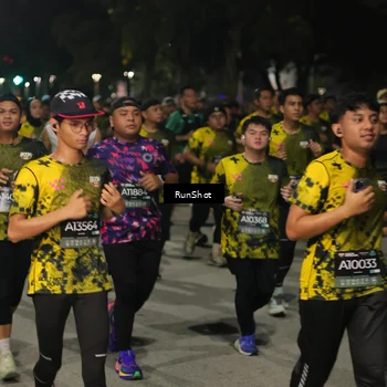 Runner Photo 7065343