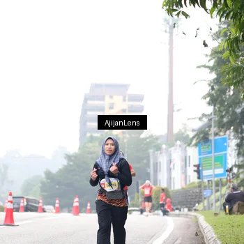 Runner Photo 7065351