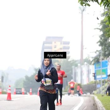 Runner Photo 7065357