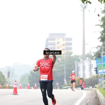 Runner Photo 7065383
