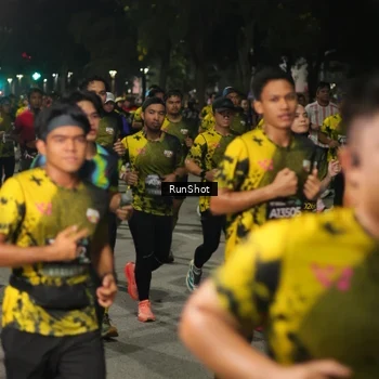 Runner Photo 7065393