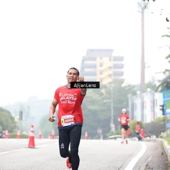 Runner Photo 7065405