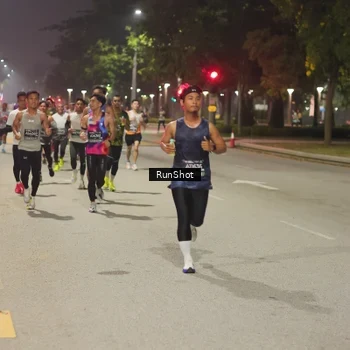 Runner Photo 7065406