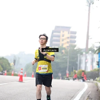 Runner Photo 7065410