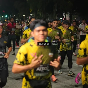 Runner Photo 7065416