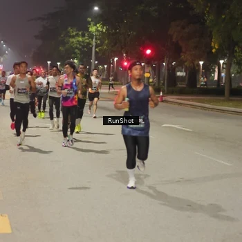 Runner Photo 7065420