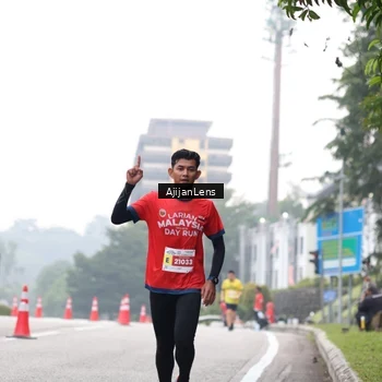 Runner Photo 7065433