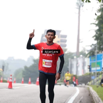 Runner Photo 7065441