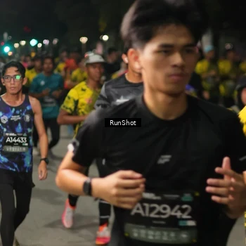 Runner Photo 7065443