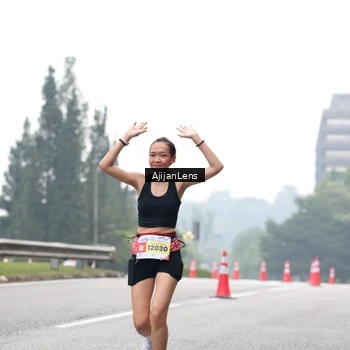 Runner Photo 7065444