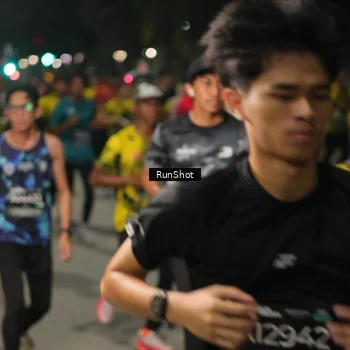 Runner Photo 7065446