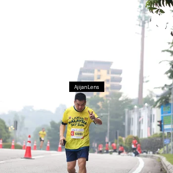 Runner Photo 7065448