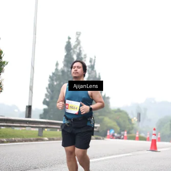 Runner Photo 7065455