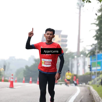 Runner Photo 7065456