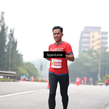 Runner Photo 7065458