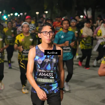 Runner Photo 7065469