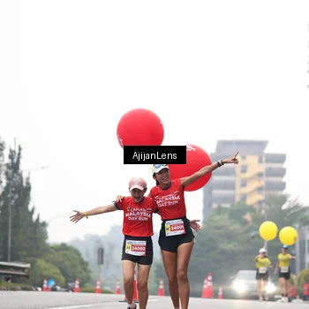 Runner Photo 7065471
