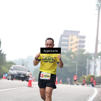 Runner Photo 7065473