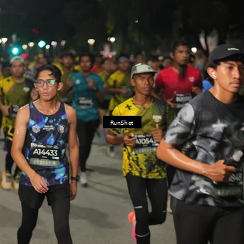 Runner Photo 7065474
