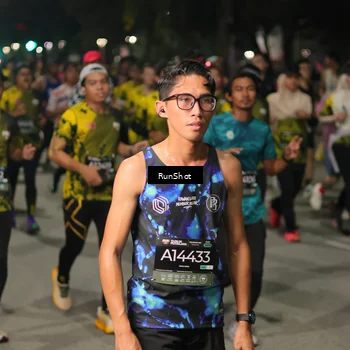 Runner Photo 7065484