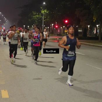 Runner Photo 7065507