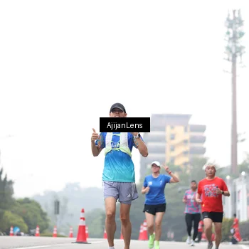 Runner Photo 7065531