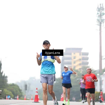 Runner Photo 7065533