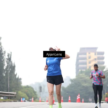 Runner Photo 7065541