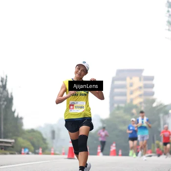 Runner Photo 7065543
