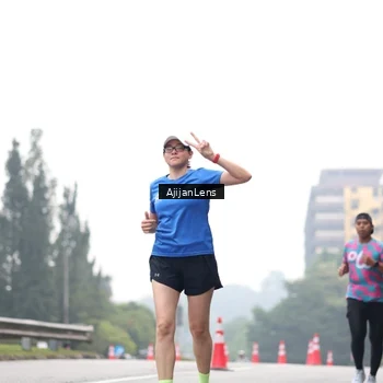 Runner Photo 7065553