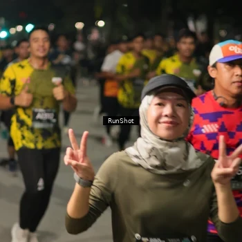 Runner Photo 7065554
